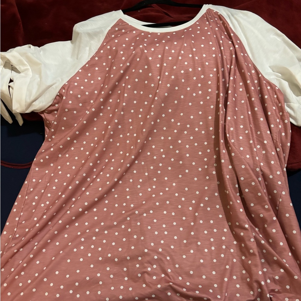 BloomChic Polka Dot Patchwork Raglan - Picture 3 of 4